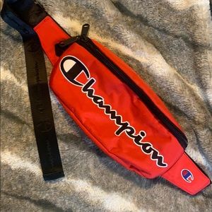 Champion Sling Pack In Fanny Pack